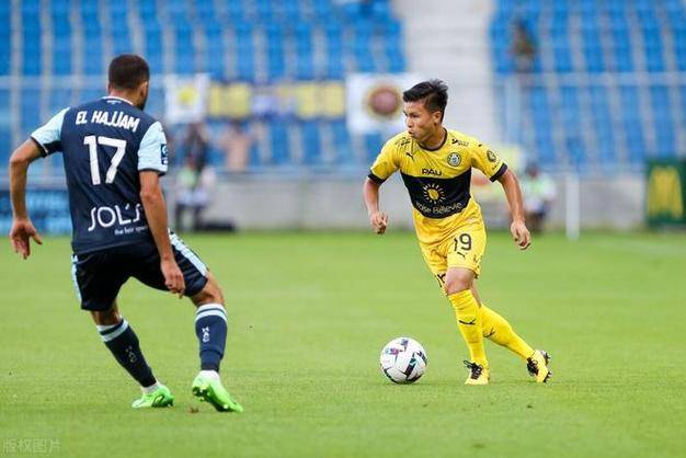 加时末段荷甲焦点战，拉齐奥临场应变，信心回归，年轻球员得到机会的简单介绍