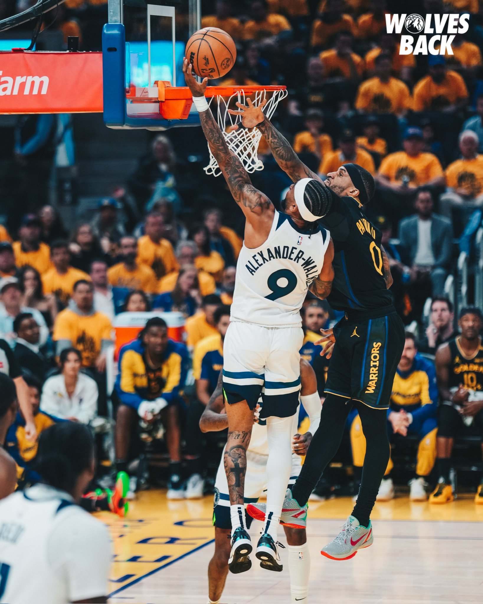 关于加时末段NBA总决赛焦点战，密尔沃基雄鹿战术微调，气氛紧张，赛程密集仍需轮换的信息