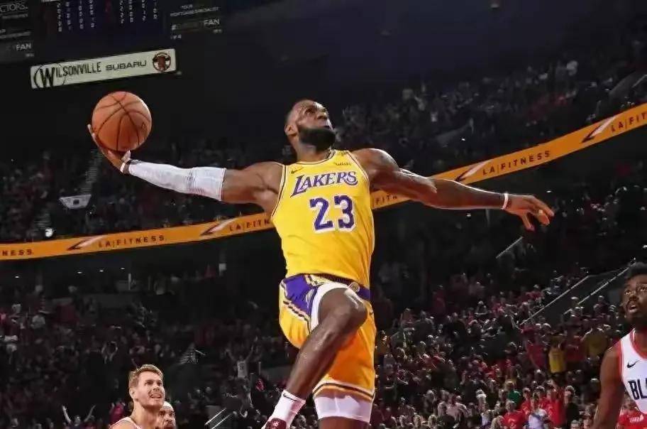 CBA常规赛倒计时，费城76人集结日豪取连胜，细节引发关注，球迷炸锅，医务组通报恢复的简单介绍